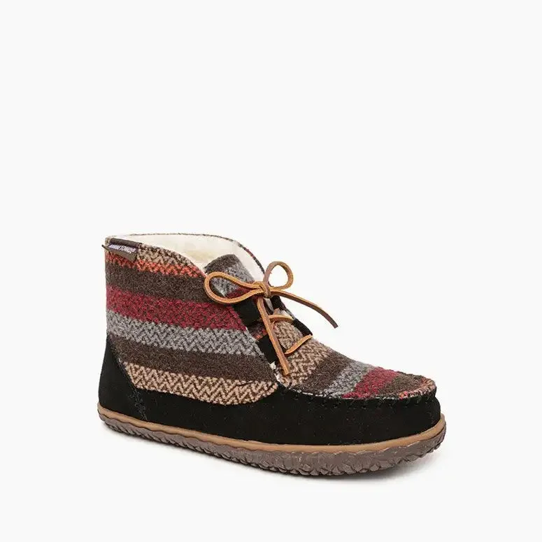 Minnetonka Torrey (Women's) - Black Multi