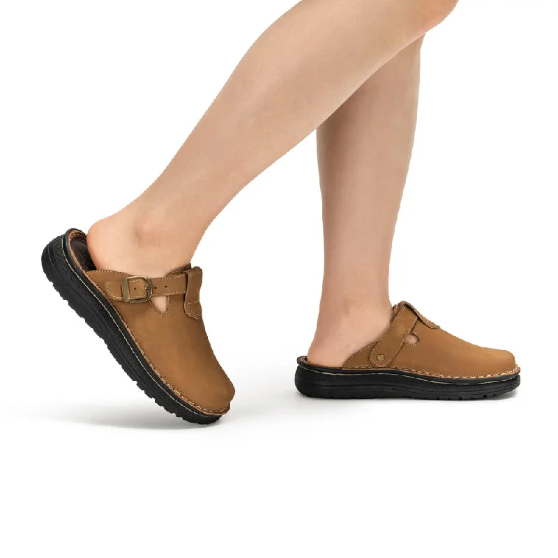 Sawyer - Leather Clog-Toe Sandal | Tan Nubuck