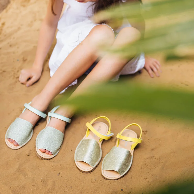 Leather Sandals in Yellow Shimmer