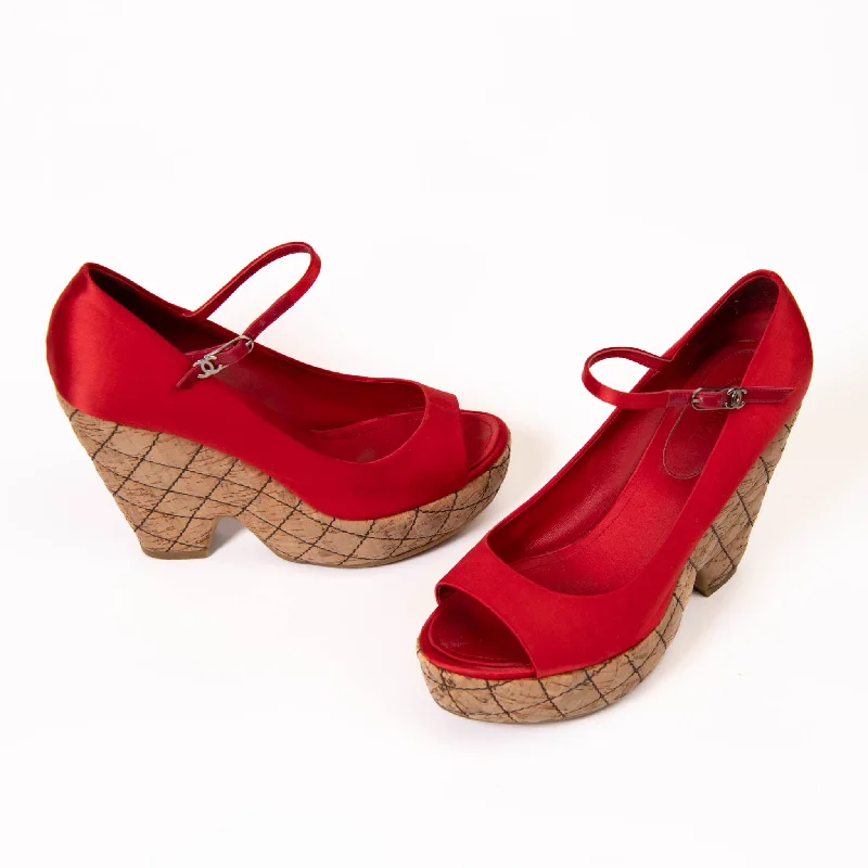 Chanel Red Satin Vintage Interlocking CC Logo Cork Heel Wedges Size 8