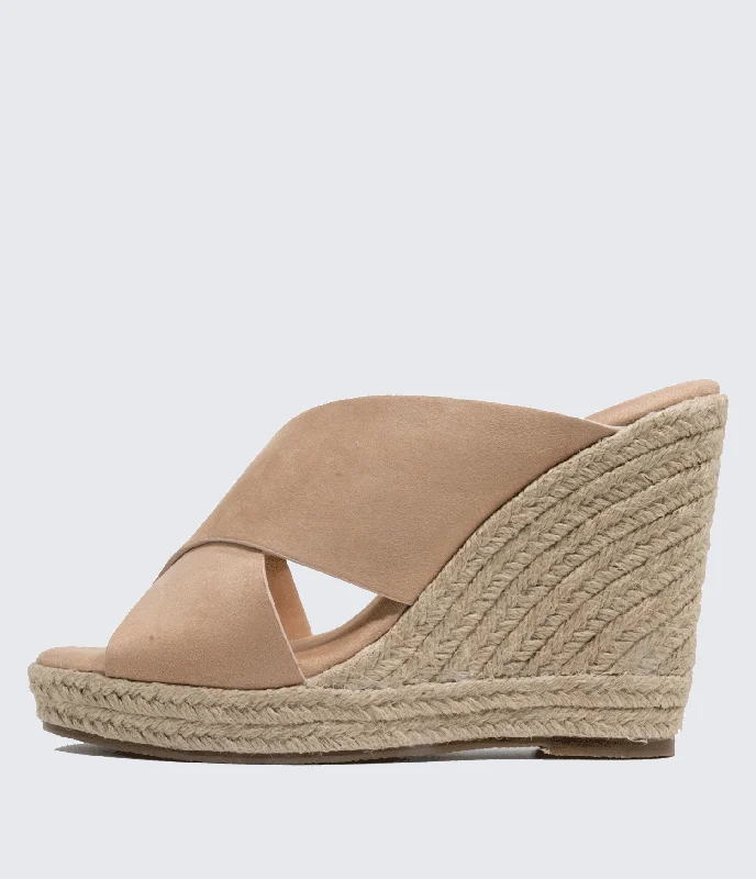 Lina High Wedge