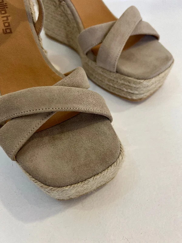 Philip Hog Sand Suede Diane Wedge