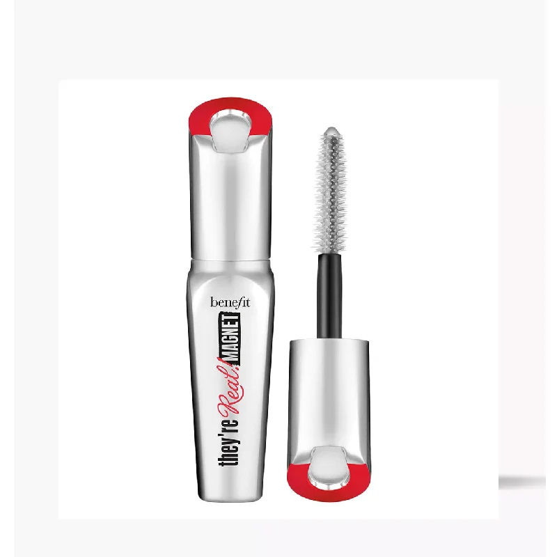 They're Real! Magnet Extreme Lengthening Mascara